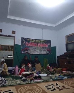 Suasana Ketika Jentreng Tarawangsa